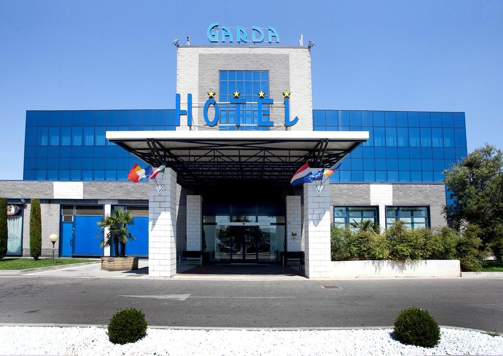 Garda Hotel Montichiari Bagian luar foto