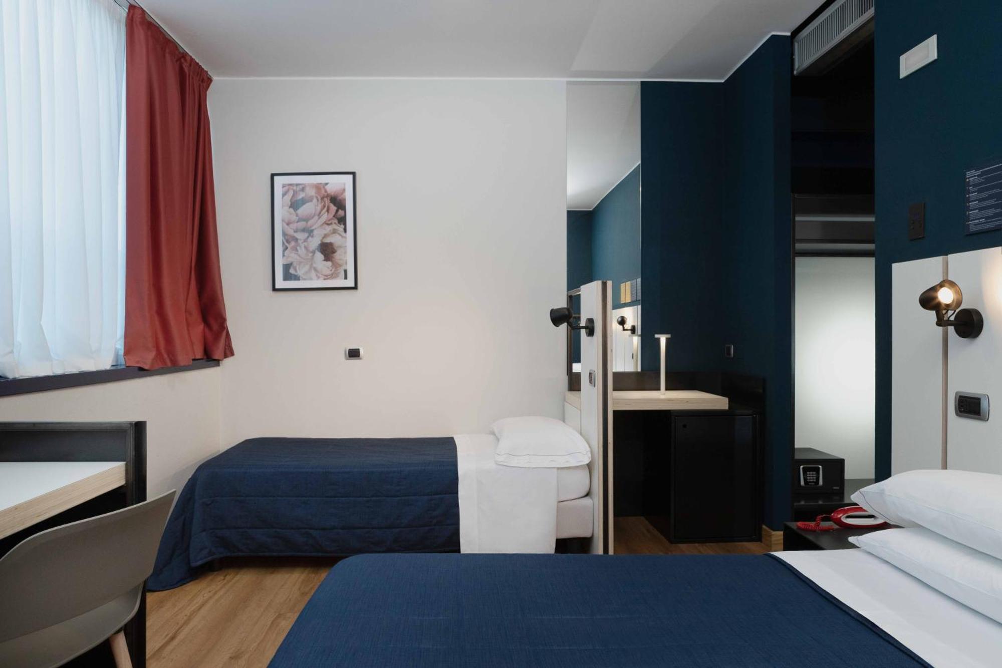 Garda Hotel Montichiari Bagian luar foto