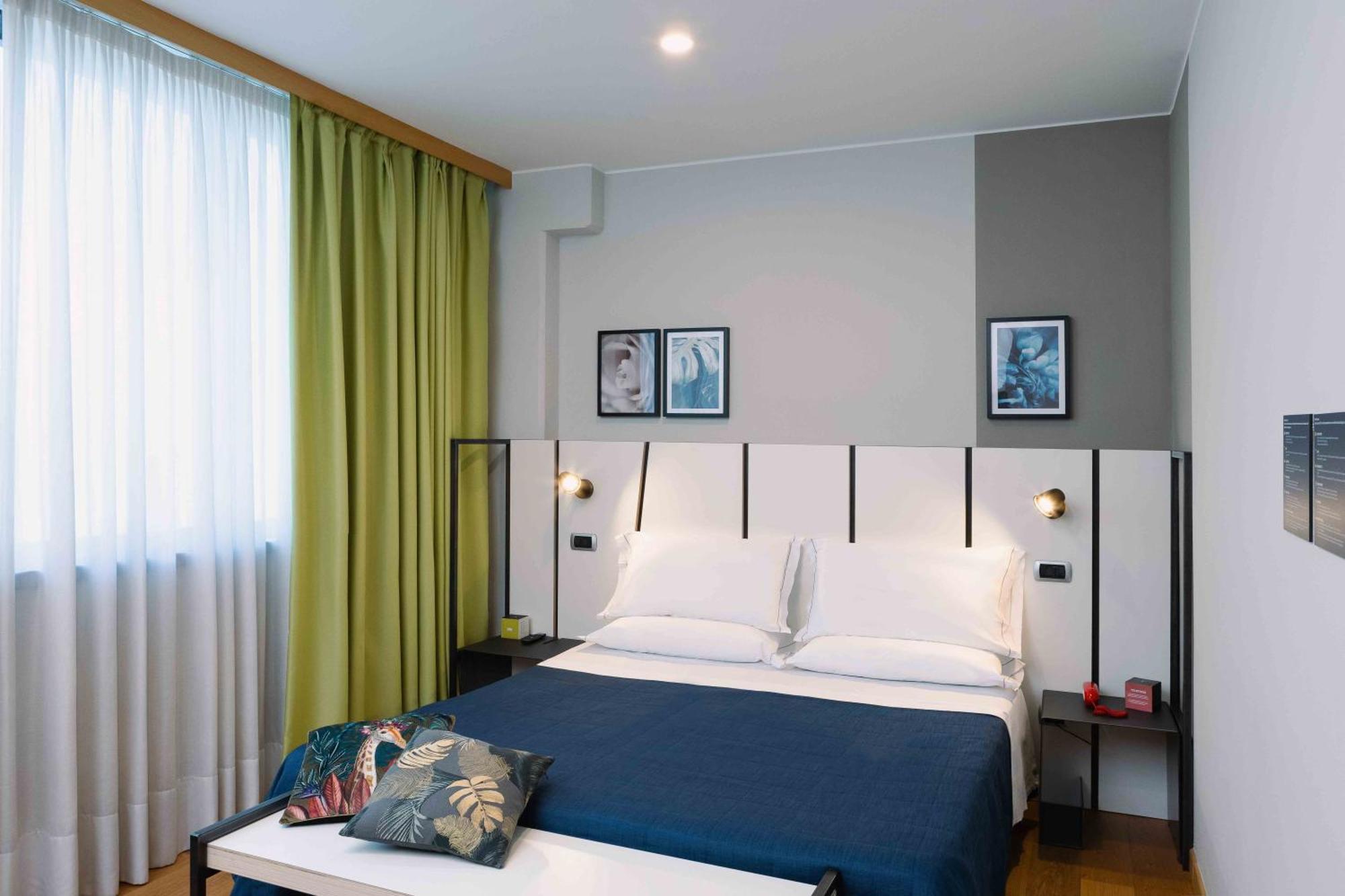 Garda Hotel Montichiari Bagian luar foto